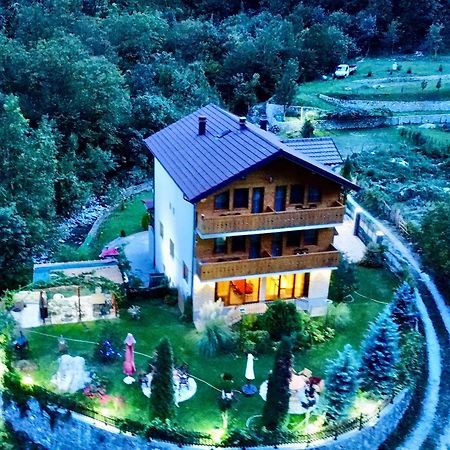 Vila Alexander B&B 발보너 외부 사진